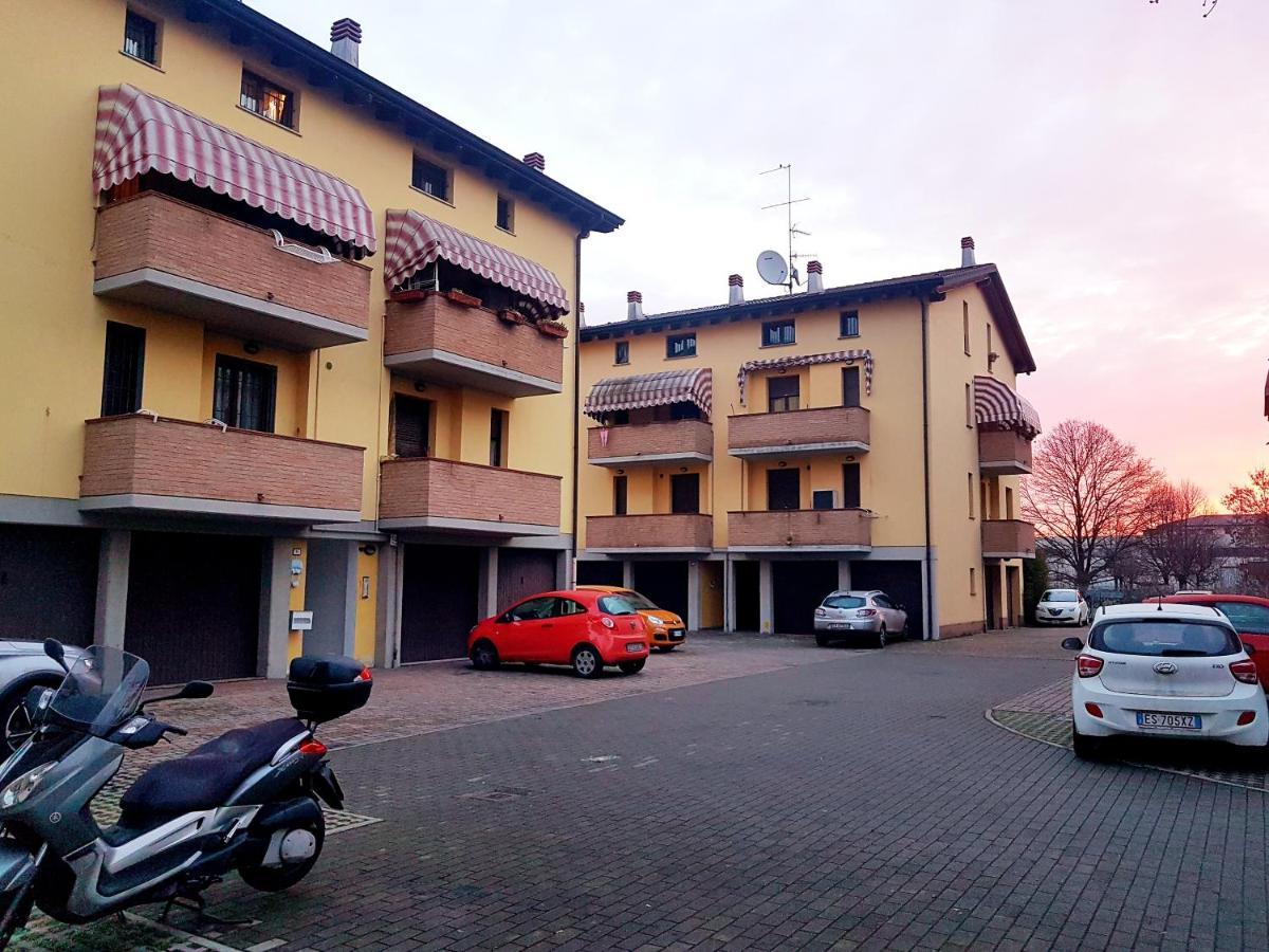 Guest Holiday Filangieri 1 Reggio nell'Emilia Esterno foto